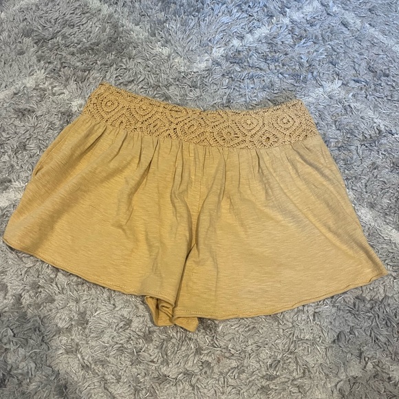 NWT - Aerie Flirty Crochet Shorts - Super cite crochet waistband -Size M… - Picture 9 of 14